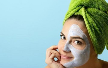 5 مواد أساسية بقناع الوجه في الشتاء